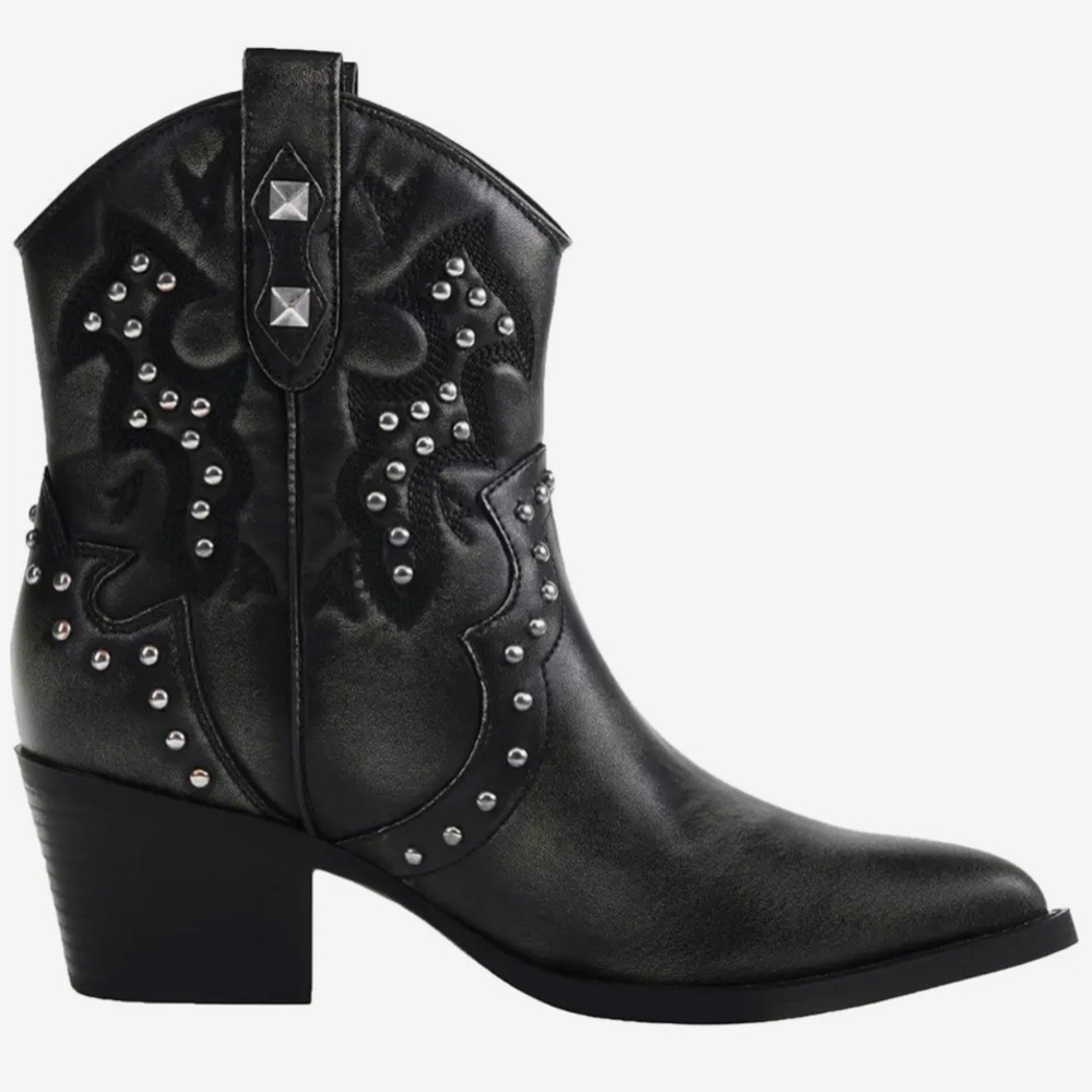 Dirty Laundry Nowhere Black Studded Ankle Boots Size 9 1/2 - Picture 3 of 11